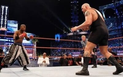 Floyd Mayweather Punches Big Show